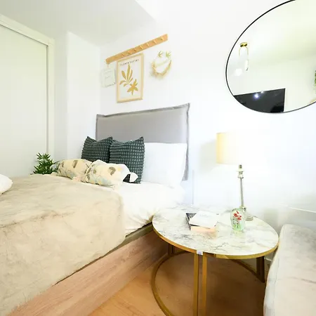 Teatinos Living Lägenhet *